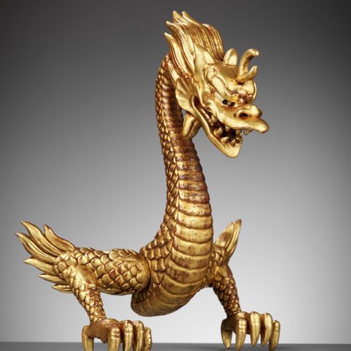 A RARE GOLD-LACQUERED WOOD MAEDATE IN THE FORM OF A DRAGON 罕见的金漆龙形木马
日本，19世纪，江户时&hellip;