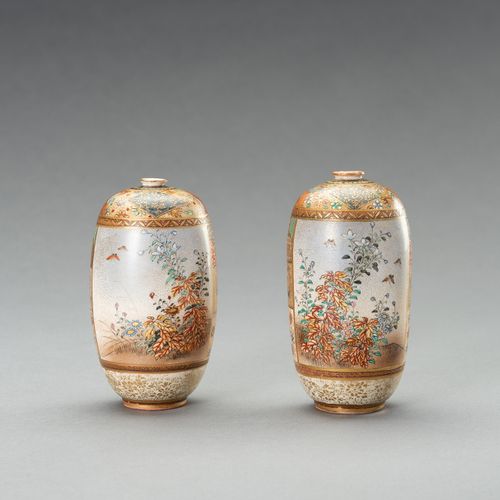 A PAIR OF SATSUMA ‘AUTUMN’ VASES 一对Satsuma'AUTUMN' VASES
日本，明治时期（1868-1912）。卵形的陶&hellip;