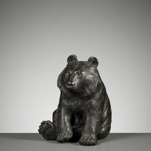 OMORI MITSUMOTO: A RARE AND CHARMING BRONZE OKIMONO OF A BEAR OMORI MITSUMOTO : &hellip;