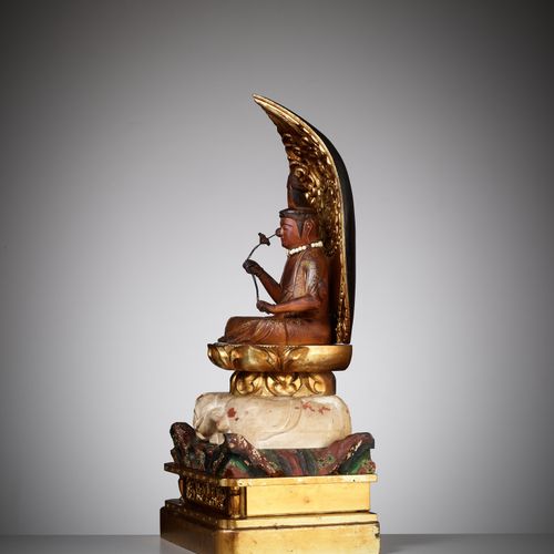 A PARTLY GILT AND LACQUERED WOOD FIGURE OF FUGEN BOSATSU 部分镀金和涂漆的富坚菩萨木雕像
日本，江户时代&hellip;