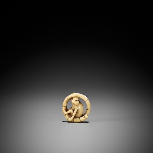 ? A MARINE IVORY NETSUKE OF A MONKEY SITTING IN A COILED BAMBOO NODE Ɏ UNA RED D&hellip;