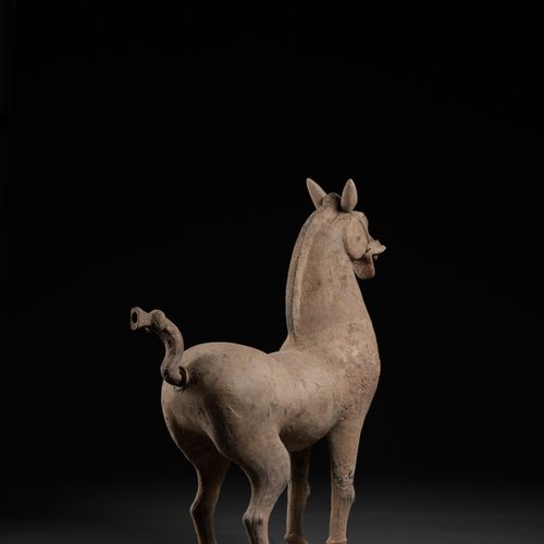 A MONUMENTAL SICHUAN POTTERY FIGURE OF A HORSE, HAN DYNASTY FIGURE MONUMENTALE D&hellip;