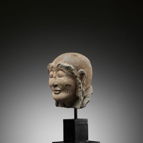 AN UNUSUAL SANDSTONE HEAD OF THE LUOHAN ASITA, SONG TO MING DYNASTY UN'INSOLITA &hellip;