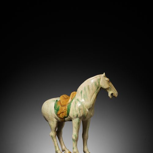 A LARGE SANCAI GLAZED POTTERY FIGURE OF A HORSE, TANG DYNASTY GRANDE FIGURE DE C&hellip;