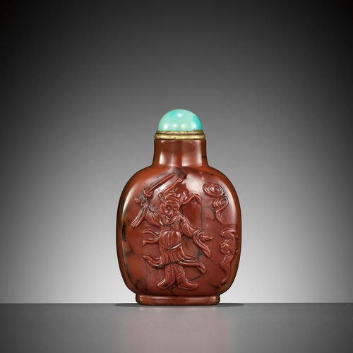 A RARE CAMEO JASPER SNUFF BOTTLE, OFFICIAL SCHOOL, QING DYNASTY A RARE CAMEO JAS&hellip;