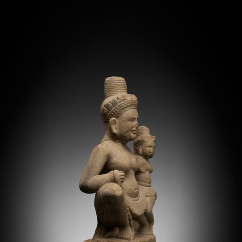 A RARE SANDSTONE FIGURE OF SHIVA AND SKANDA, ANGKOR PERIOD 罕见的沙石塑像，安国时期
高棉帝国，10-&hellip;