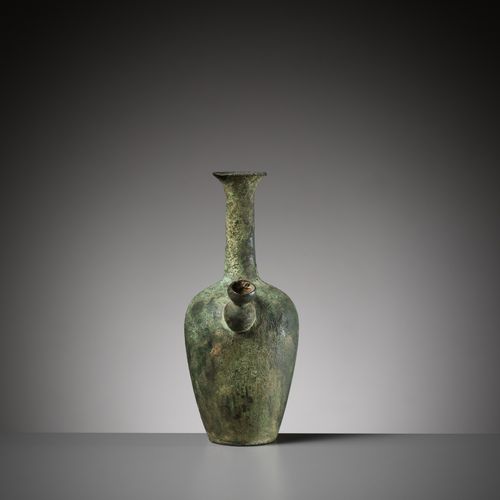 A BRONZE RITUAL WATER VESSEL, KUNDIKA, GORYEO DYNASTY EIN RITUELLES WASSERGEFÄSS&hellip;