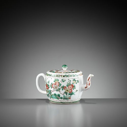 A FAMILLE VERTE BARREL-SHAPED TEAPOT AND COVER, KANGXI PERIOD A FAMILLE VERTE BA&hellip;