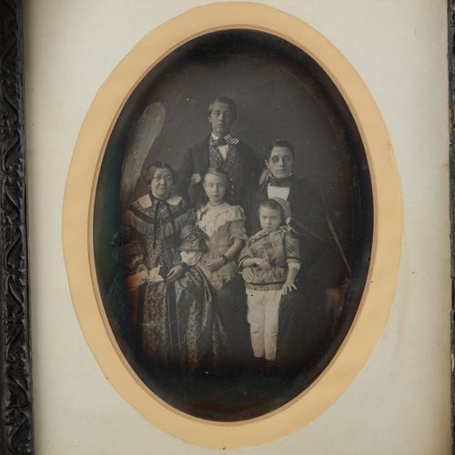 Daguerreian Unknown c.1850s Daguerreian Unknown c.1850s FAMILY PORTRAIT, monochr&hellip;
