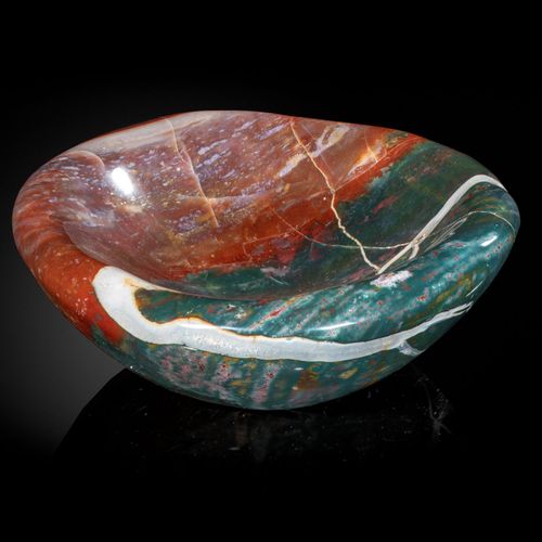 Null Sealed Bid Auction
Minerals: A jasper bowl

19cm

Sealed Bid Auction