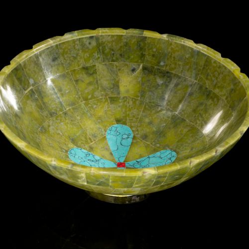 Null Sealed Bid Auction
Minerals: A serpentine bowl

Pakistan

22cm diameter

Se&hellip;