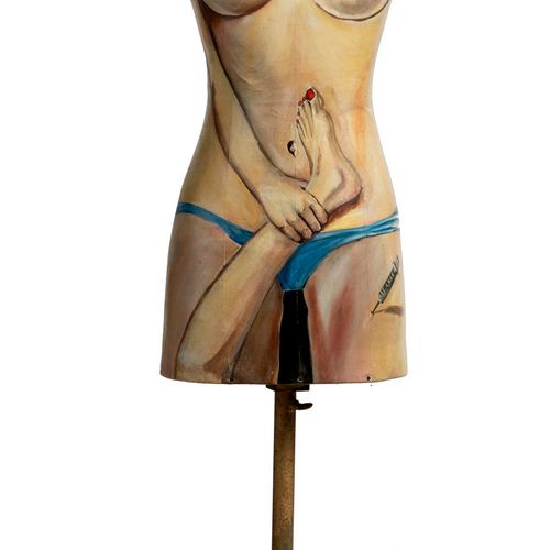 Null 
 ▲Heni-Horrible-Hine



Hippy Drogue

Painted mannequin on iron stand

Sig&hellip;