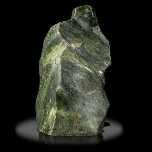 Null Sealed Bid Auction
Minerals: A nephrite jade freeform

Pakistan

37cm, 20kg&hellip;