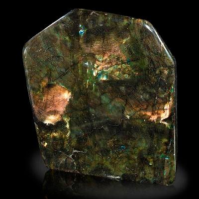 Null 
Sealed Bid Auction

Minerals: A labradorite specimen

Madagascar

24cm hig&hellip;