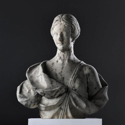 Null Busto de mujer en mármol blanco tallado, italiano, siglo XVIII

65cm de alt&hellip;