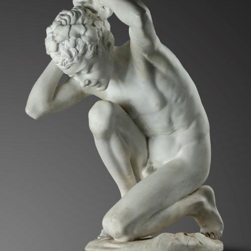 Null 
Faune accroupi en marbre blanc sculpté Italien





vers 1870 





79cm d&hellip;