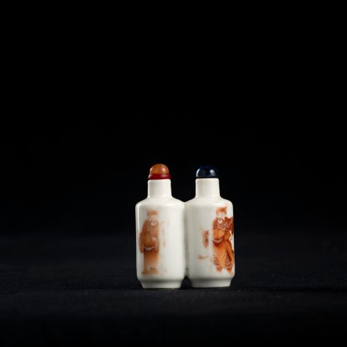 Snuff bottle in porcellana decorata 瓷器装饰的鼻烟壶


中国，19世纪


各种措施


瓷器装饰的鼻烟壶


中国，19&hellip;