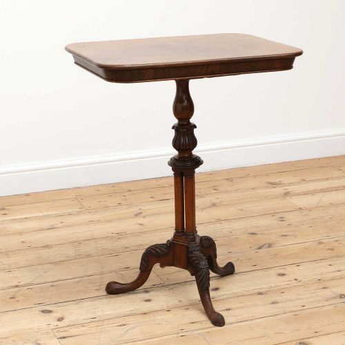 Null Une table tripode en bois de rose à la manière de Gillows, Une table tripod&hellip;
