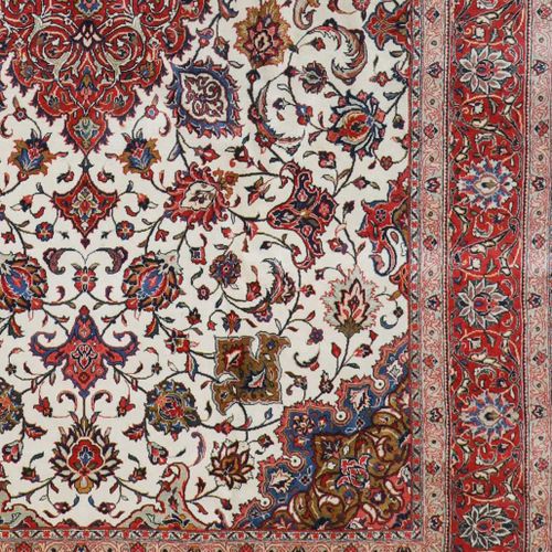 Null Tapis persan en laine, Tapis persan en laine, 20ème siècle, Heriz, décoré d&hellip;