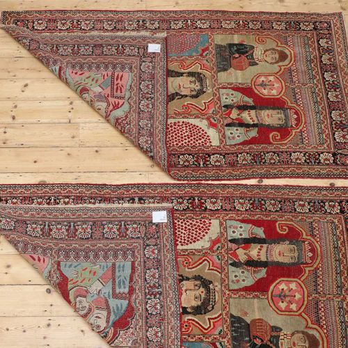 Null Paire de tapis persans à motifs, Paire de tapis persans à motifs, vers 1900&hellip;