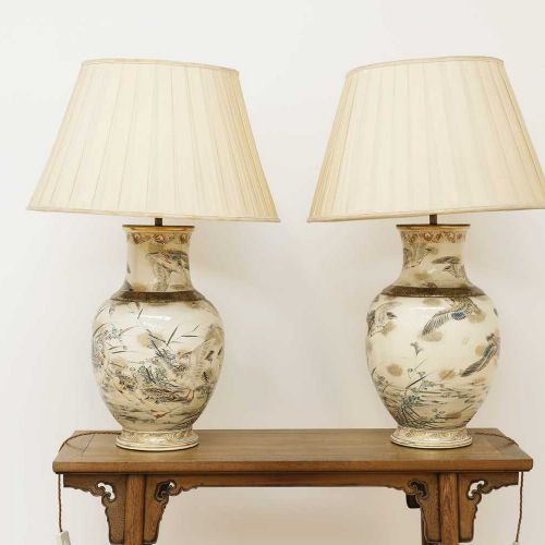 Null Paire de grandes lampes de table en vase Satsuma, début du 20e siècle, Japo&hellip;