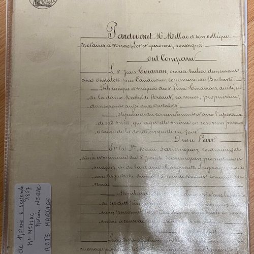 Null Onze actes notariés, une photocopie et un certificat de 1794 à 1890 dont un&hellip;