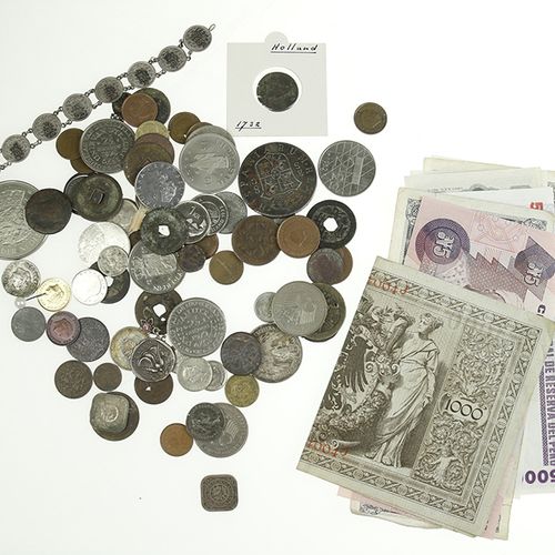 Null Coins, medals etc. - A small lot banknotes, a silver bracelet with Dutch 'd&hellip;