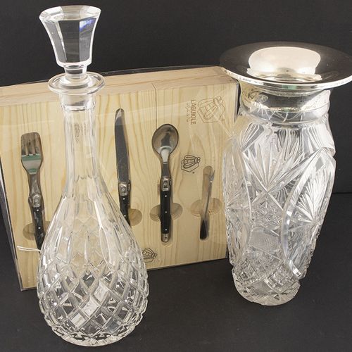 Null Glassware - Miscellaneous - A cut glass decanter with stopper and a vase wi&hellip;