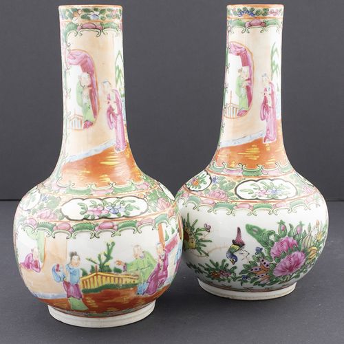 Null 亚洲艺术和物品 - 一对广东瓷器花瓶，装饰有花园场景中的人物，中国，20世纪 -21.5厘米，状态良好
