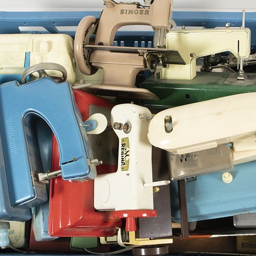 Null Bric-a-brac - A collection of childrens sewing machines
