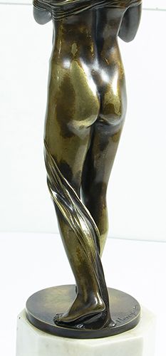 Null Statues, figures etc. - Madame Henry: A bronze sculpture of a nude female c&hellip;