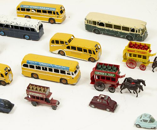 Null Modeling - Cars - Lot of 14 Diecast models, mainly buses, different types a&hellip;