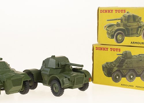 Null Modeling - Cars - set of 2 Dinky Toys including: Daimler Armoured Car #670 &hellip;