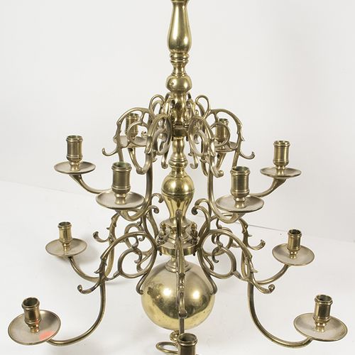 Null Furniture, mirrors, lamps etc. - Brass chandelier, 12 light spherical crown&hellip;