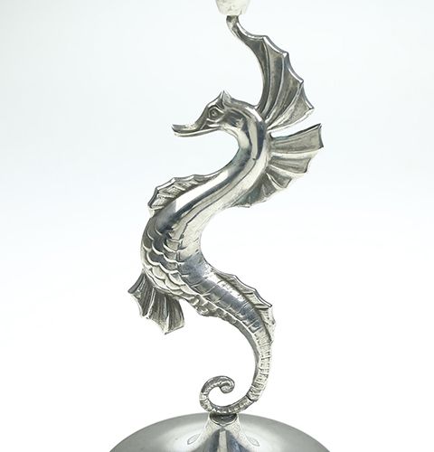 Null Silver objects - Miscellaneous - Silver candle stick with sea horse shaped &hellip;