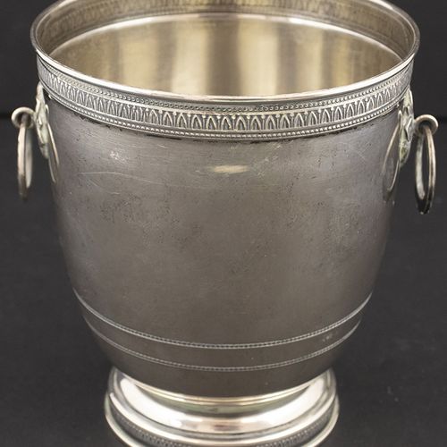 Null Silver objects - Italy - Silver ice bucket on foot with stiff leave borders&hellip;