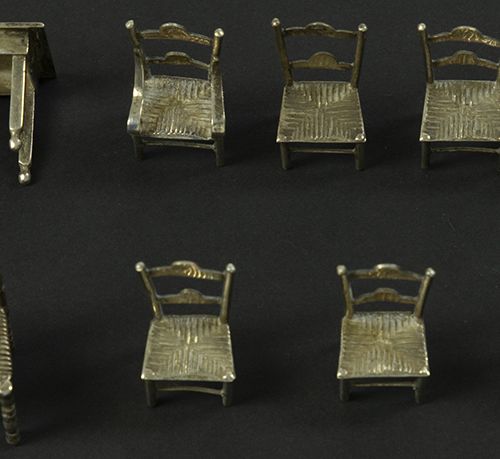 Null Silver objects - Miniatures - Nine silver miniatures: a table and eight rus&hellip;