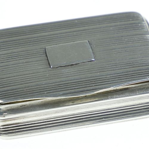Null Silver objects - Great Britain - Silver snuff box with gilt interior, Birmi&hellip;