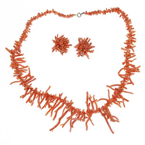 Null Miscellaneous jewellery and bijoux - A branch coral necklace with matching &hellip;