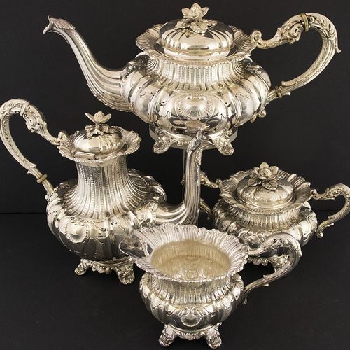 Null Silver objects - Italy - Richly decorated silver four-piece tea- coffee ser&hellip;