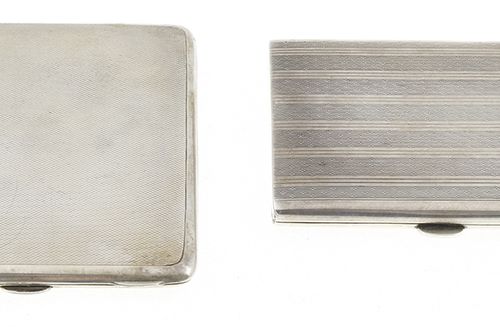 Null Silver objects - Miscellaneous - Two guilloché silver cigarette cases, mid &hellip;