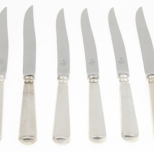 Null Silver objects - Flatware, Netherlands - Eight steak knives with silver han&hellip;