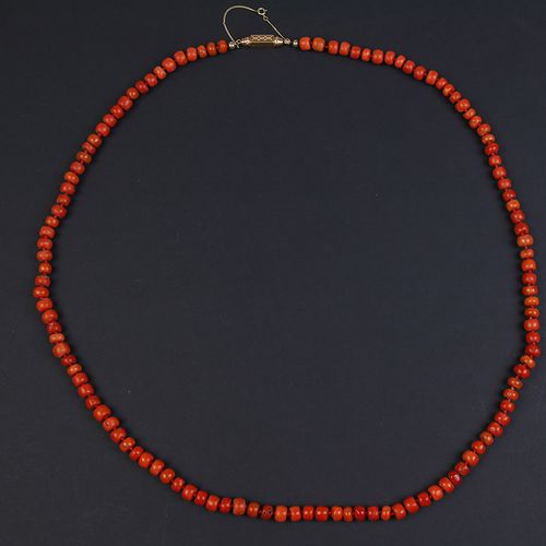 Null Gold jewellery and objects - Coral bead necklace with 8-9 mm beads, complet&hellip;