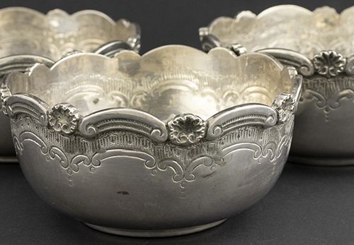 Null Silver objects - Miscellaneous - Three silver finger bowls, Portugal, secon&hellip;