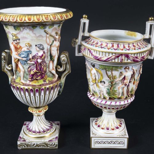 Null Porcelain, earthen ware etc. - Porcelain Capodimonte Médicis vase, and two &hellip;