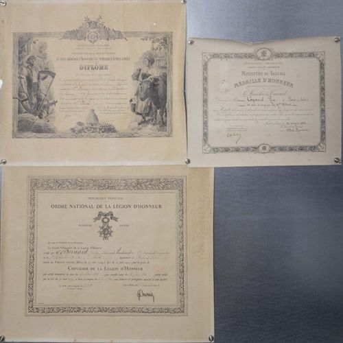 Null Militaria - Orders and decorations - France - Three award documents, amongs&hellip;