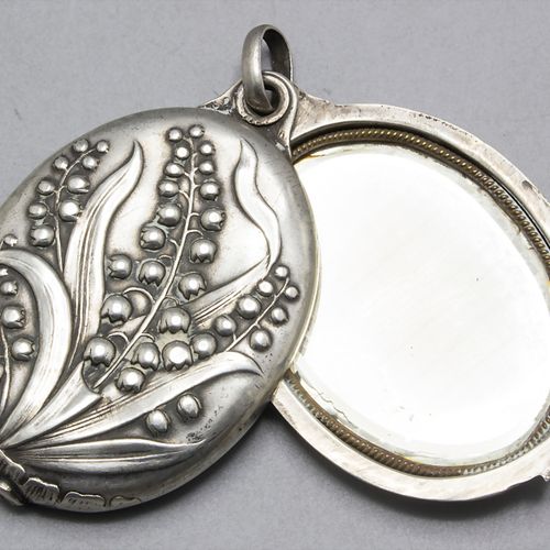 Jugendstil Silber Medaillon mit Maiglöckchen / An Art Nouveau silver medallion w&hellip;