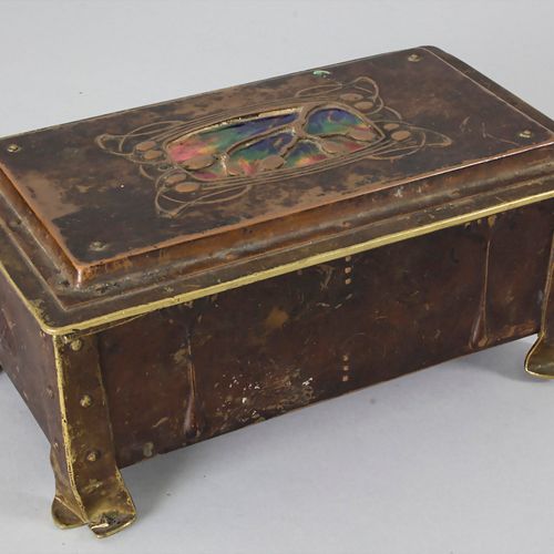 Arts & Crafts Schatulle / An Arts and Crafts casket, wohl Archibald Knox (1864 1&hellip;