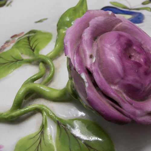 Große Deckelterrine mit Blumenmalerei / A covered tureen with flowers, Wien, 2. &hellip;