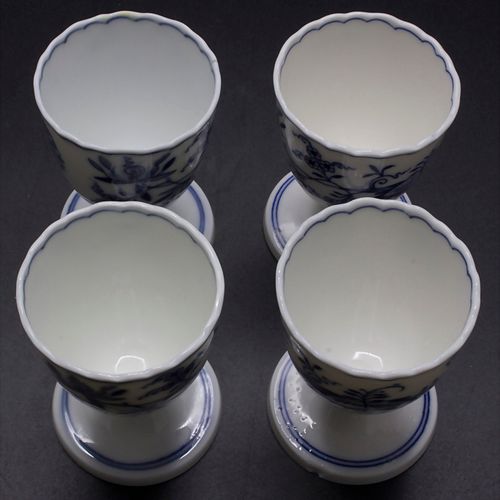 4 Zwiebelmuster Eierbecher / 4 onion pattern egg cups, Meissen, 19. Jh. Material&hellip;